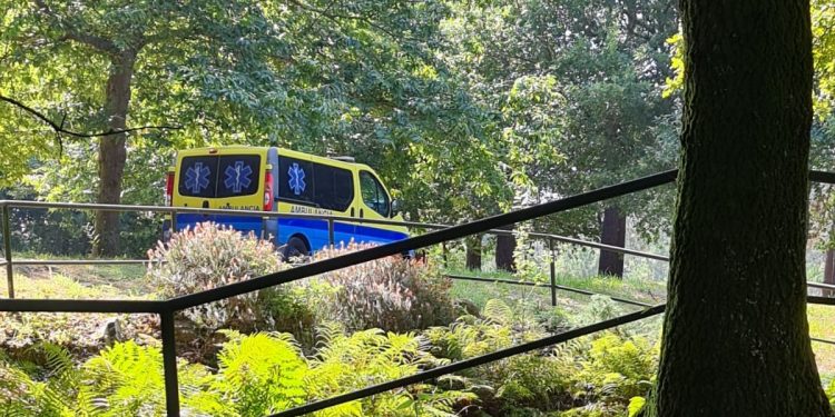 Denuncian a morte dun doente de Vigo trasladado nunha ambulancia sen asistencia sanitaria