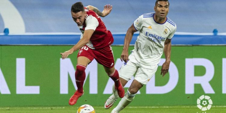 La defensa del Celta regala una fiesta al Real Madrid