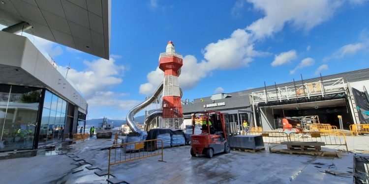 Vialia Vigo aprieta el acelerador con 800 operarios a dos semanas de la apertura