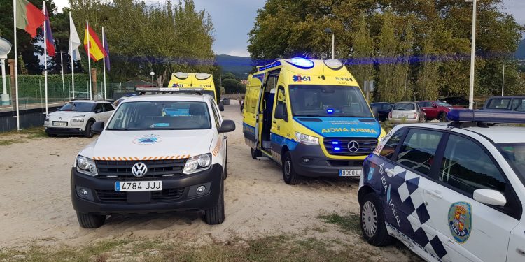 Fallece un hombre en la playa de Ladeira