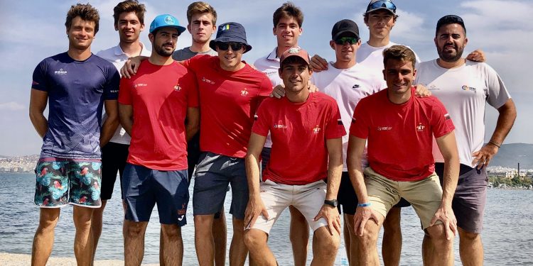 Una tripulación gallega, al Europeo de 49er con el equipo español