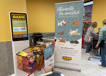 Vigo acoge una campaña de recogida de alimentos para protectoras de animales