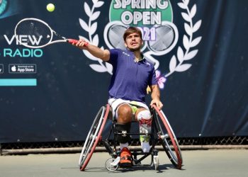 El vigués Martín de la Puente, primer español en disputar el Masters de tenis en silla