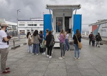 La cifra de contagios más baja en dos meses acerca la incidencia del área sanitaria de Vigo a 150