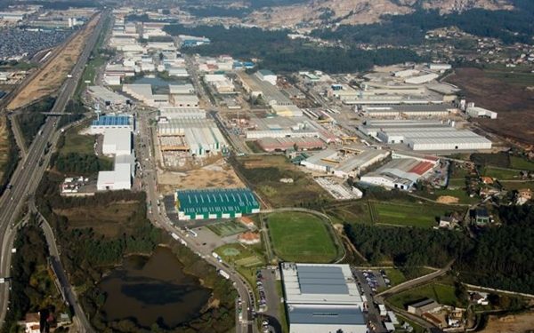 Un camionero herido al ceder el gato con el que cambiaba una rueda en O Porriño