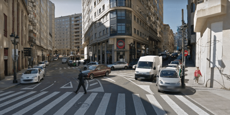 Incidentes nocturnos en Vigo: la policía disuelve entre protestas a 300 personas