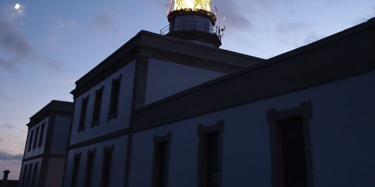 El Puerto de Vigo convoca un concurso para convertir el faro de cabo Silleiro en un hotel