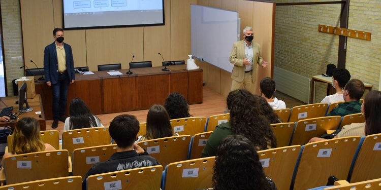 Tres novas titulacións e «presencialidade total” no inicio do novo curso na UVigo