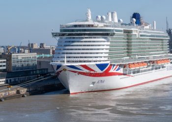 El megacrucero «Iona», la nueva joya de la P&O, estará también en Vigo