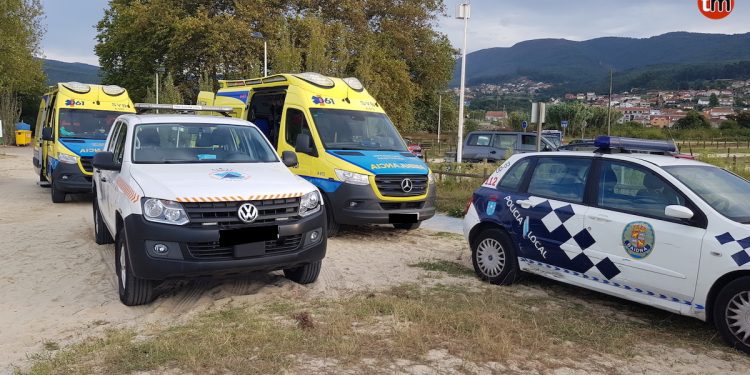Fallece un hombre en la playa de Ladeira