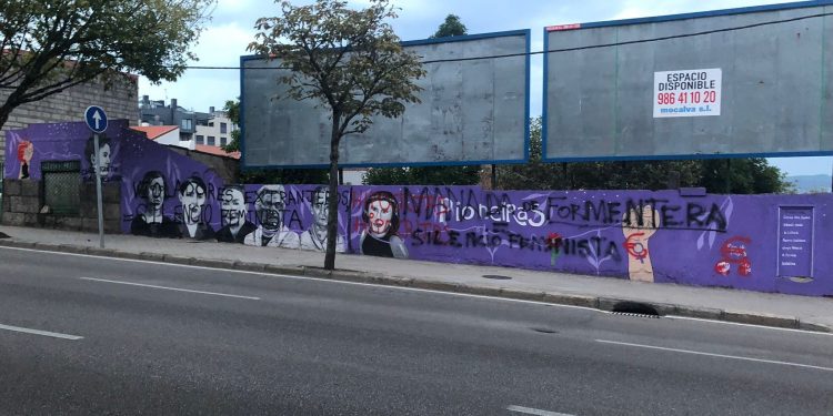Vuelven a atacar el mural feminista de la Gran Vía de Vigo