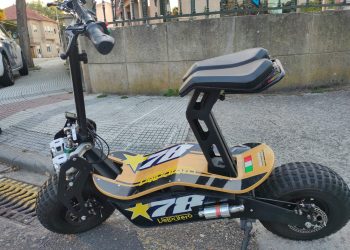 Sorprenden a un vigués por circular en un ciclomotor eléctrico sin carnet y sin seguro
