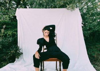 Los directos ‘Acustiquísimos’ regresan a Vigo con Travis Birds y Mr. Kilombo