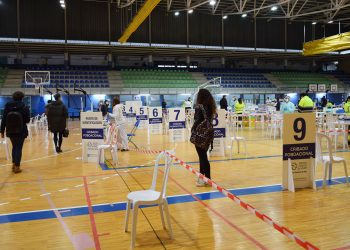 La UVigo habilita su pabellón para vacunar contra la Covid-19 sin cita