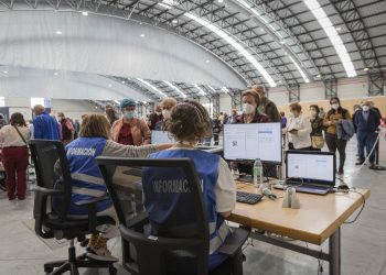 Los contagios diarios en Vigo vuelven a niveles previos a la actual ola de la pandemia