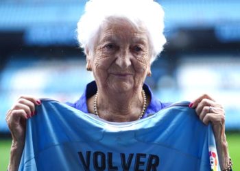 Ovación para Alicia, alma celeste número 1