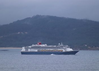 El «Borealis» visita por primera vez Vigo y cierra la mejor semana de cruceros