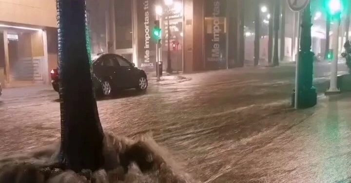 La tromba de agua sobre Vigo provoca inundaciones y un reguero de incidencias