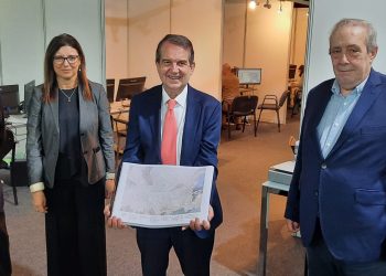 La consulta del nuevo PXOM de Vigo empieza con interés pero sin colas