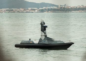 El “Sea23”, el vehículo marino vigués no tripulado, capta la atención de la OTAN