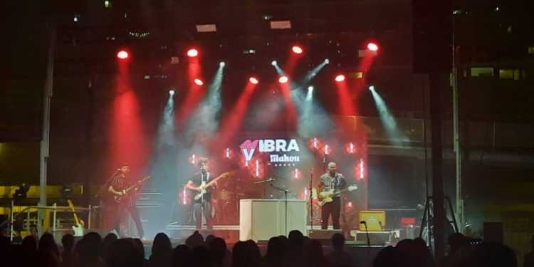 La La Love You y Veintiuno hacen saltar a Vigo año y medio después