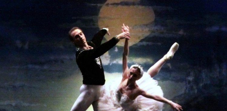 El ballet vuelve a Vigo con ‘El lago de los cisnes’