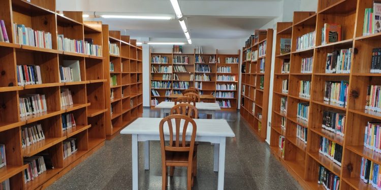 A biblioteca de Gondomar renova a súa actividade cos seus fondos actualizados e modernizados