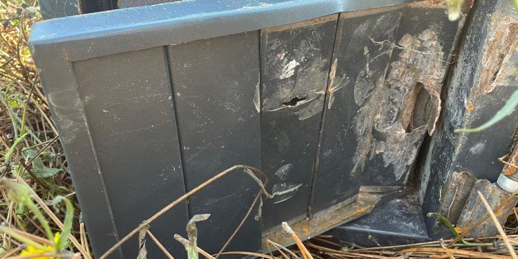 Localizan en un monte de Vigo una caja fuerte, joyas y relojes robados en un chalet