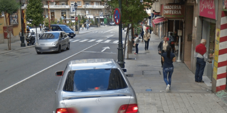 Detenido en Vigo tras lanzar piedras a un restaurante y enfrentarse con dos empleados
