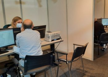 La consulta del nuevo PXOM de Vigo empieza con interés pero sin colas