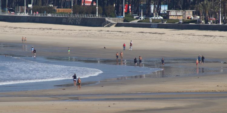 Vigo disfruta de dos días a más de 20ºC mientras espera la llegada de viento y lluvia