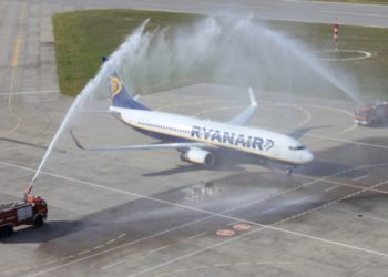 Las ofertas de Ryanair pasan de largo en Vigo a dos semanas de su regreso