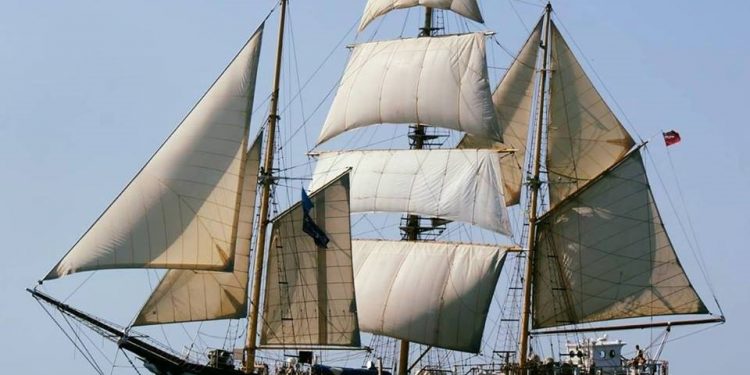 El ‘Pelican of London’ abrirá sus puertas en Vigo para anunciar la Ruta Iacobus Maris