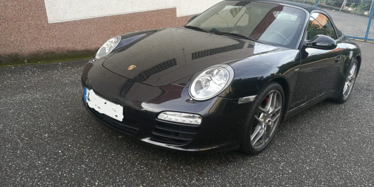 La Policía Local recupera en Vigo dos Porsche robados en Málaga
