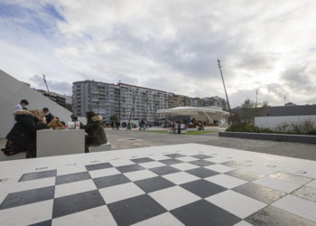 Vialia Vigo cumple su primer mes de vida con lleno… y estreno dominical