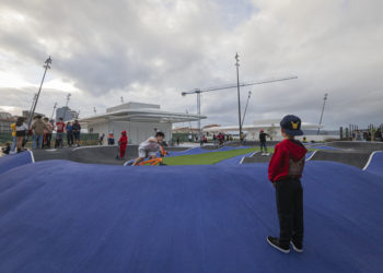 Vialia Vigo cumple su primer mes de vida con lleno… y estreno dominical