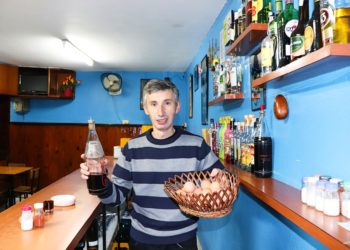 Un icono de la ruta de Vinos de los años 80 que resiste al paso del tiempo en Vigo