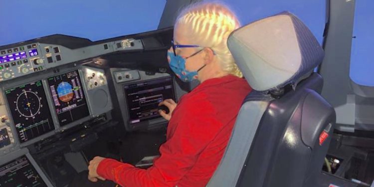 La campeona Susana Rodríguez pilota un Airbus 380