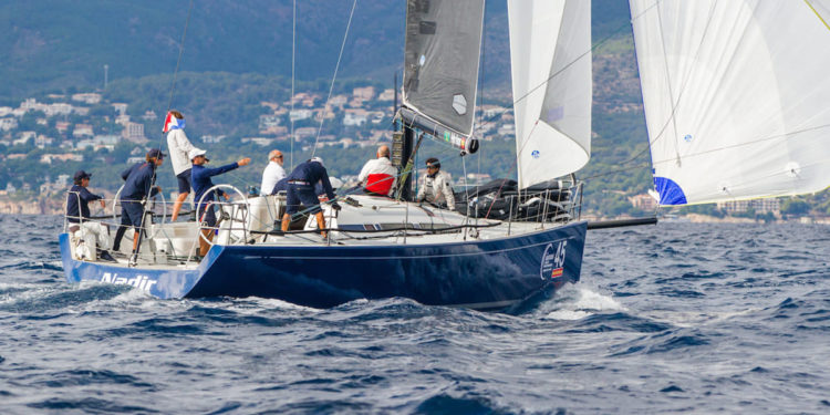 Mallorca vuelve a sonreír al patrón vigués Gonzalo Araújo