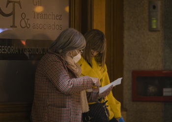 El área sanitaria de Vigo repite por encima de cien contagios diarios y alcanza los 20 hospitalizados