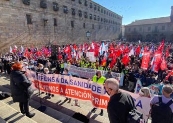 Miles de personas reclaman un refuerzo de la atención primaria en Galicia