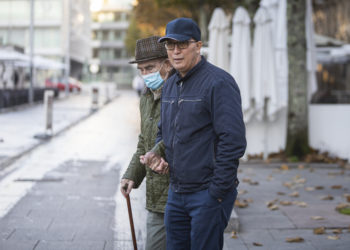 La pandemia sube otro escalón en el área sanitaria de Vigo: 81 casos en 24 horas