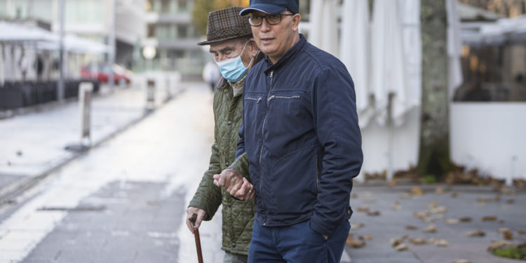 La pandemia sube otro escalón en el área sanitaria de Vigo: 81 casos en 24 horas