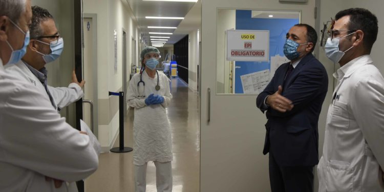 Vigo reabre sus UCI para Covid-19 por dos nuevos pacientes graves