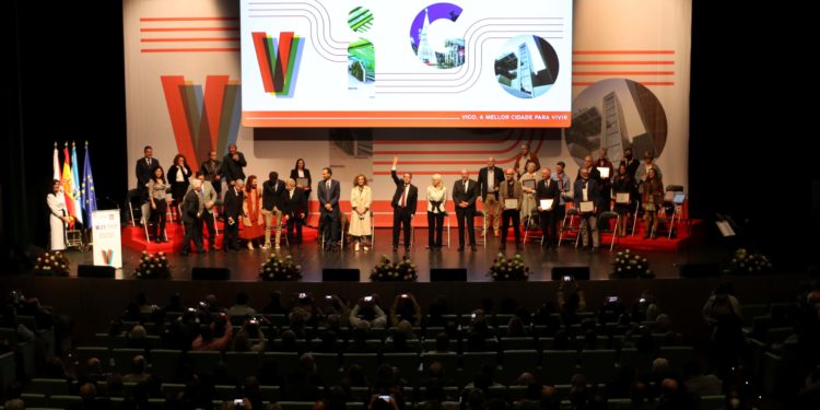 Un Vigo «unido» distingue a sus representantes más destacados