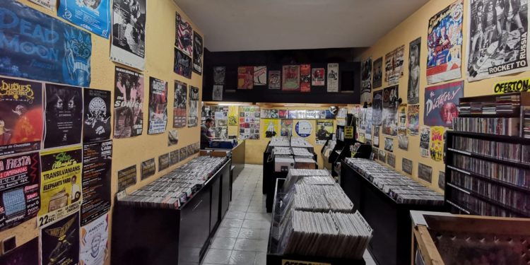 El Bono Cultura, que se agotó en cuestión de horas, ya se puede usar en 45 lugares de Vigo