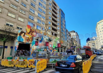 La Navidad de Vigo continúa con su montaje: en marcha un nuevo parque de atracciones