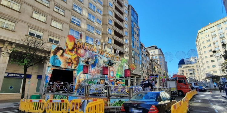 La Navidad de Vigo continúa con su montaje: en marcha un nuevo parque de atracciones
