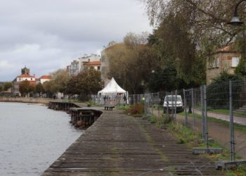 El paseo de Bouzas inicia su ansiada reforma para “volcar la ciudad hacia la playa”