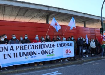 O persoal de Ilunion traslada a Stellantis as protestas contra a “explotación laboral”
